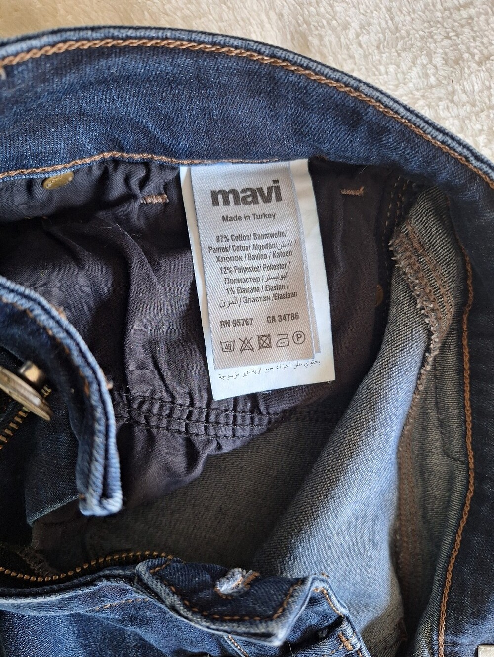 Mavi Emma Slim Boyfriend Dark Wash Stretch Denim Jeans Size 28 x 32 - Picture 6 of 9